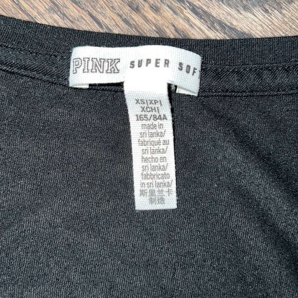 VS PINK New York Tee Size X-Small - Runs Large - Picture 3 of 6